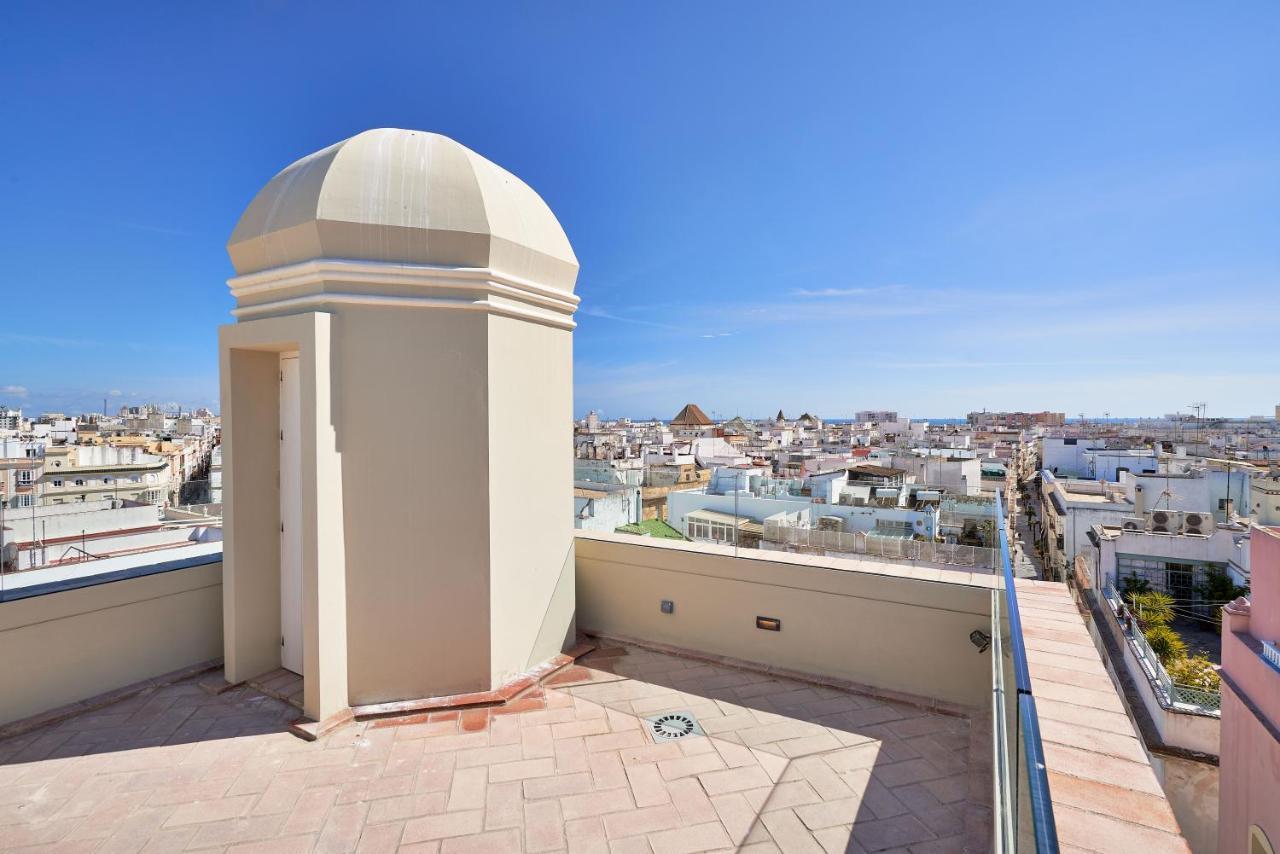 Tandem Palacio Veedor De Galeras Suites Cadiz Exterior photo